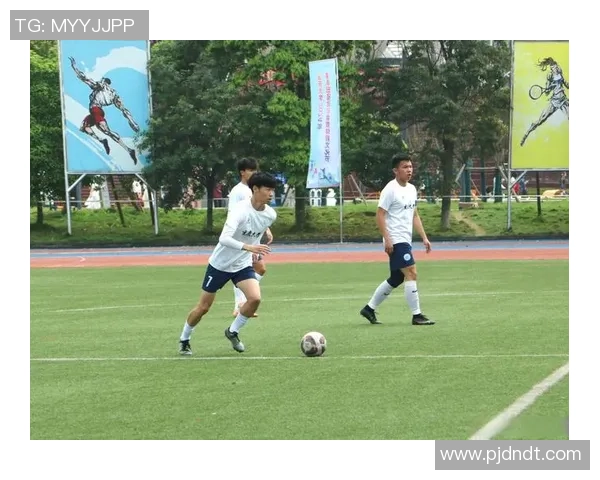 战神足球球星荣耀再现热血征途点燃绿茵赛场激情时刻